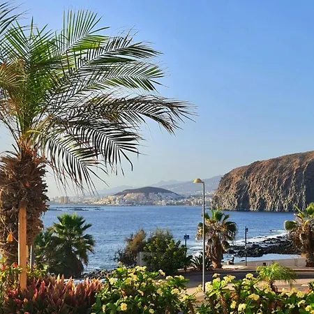 Apartment View Of Paradise *